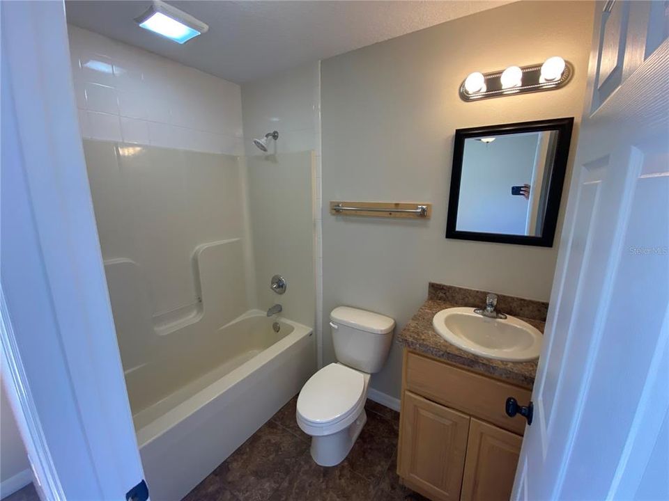 最近租的: $1,175 (2 贝兹, 2 浴室, 875 平方英尺)