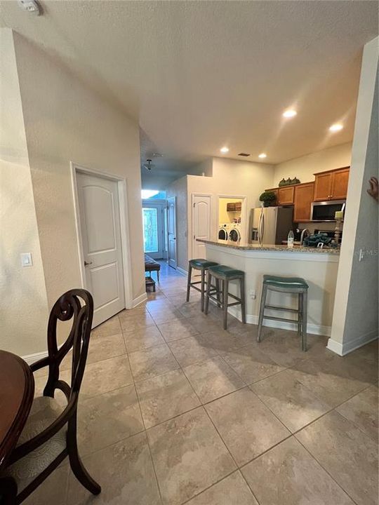 Recently Sold: $370,000 (4 beds, 2 baths, 1623 Square Feet)