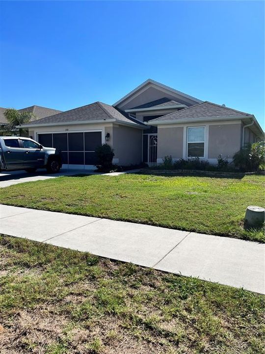 Recently Sold: $370,000 (4 beds, 2 baths, 1623 Square Feet)