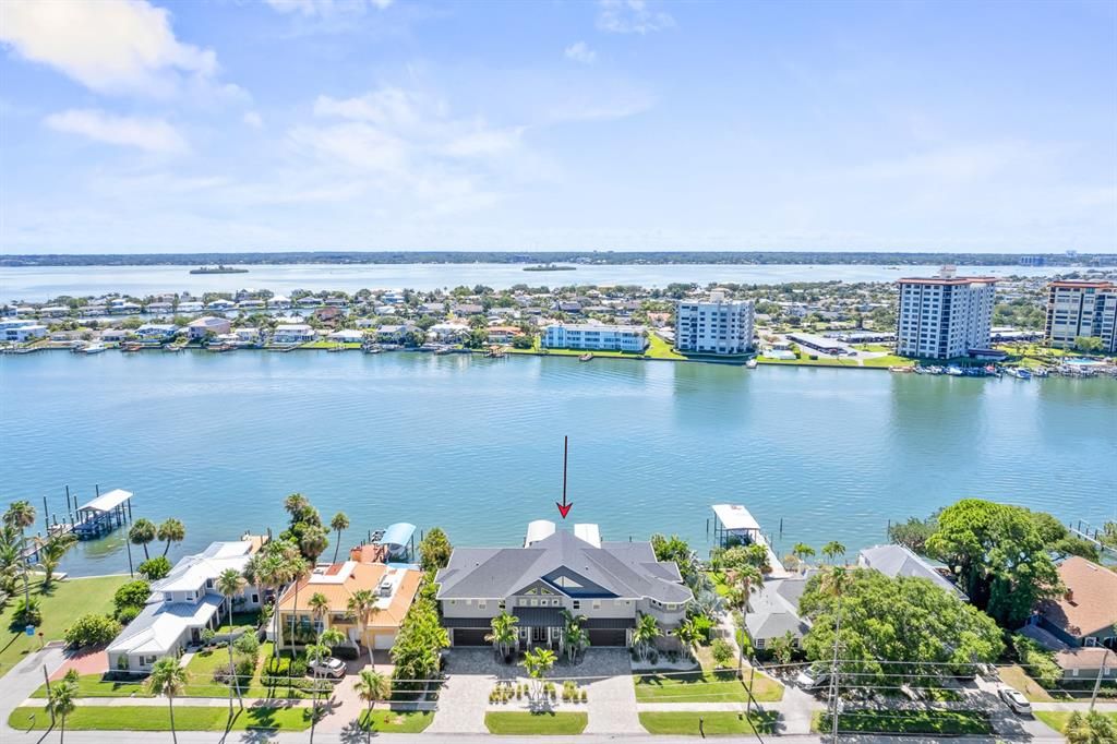 Recently Sold: $4,900,000 (4 beds, 3 baths, 3893 Square Feet)