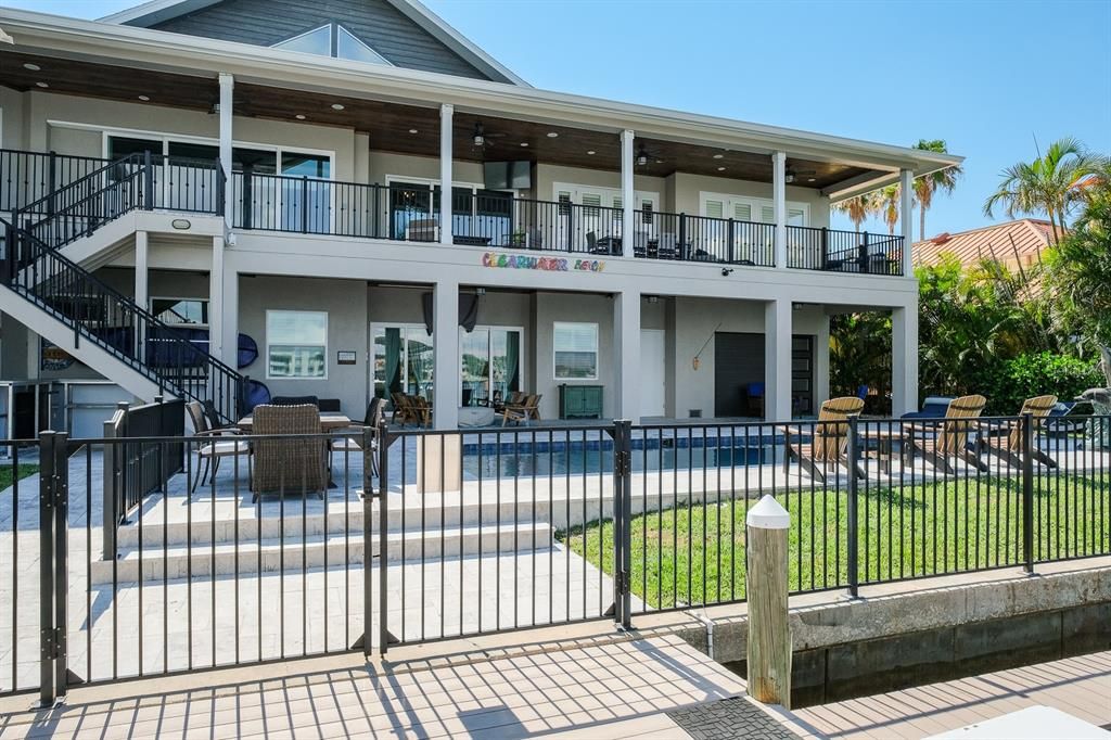 Recently Sold: $4,900,000 (4 beds, 3 baths, 3893 Square Feet)