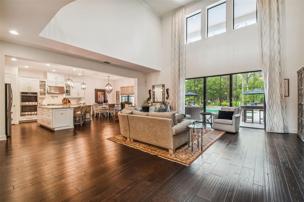 Recently Sold: $1,650,000 (5 beds, 3 baths, 4519 Square Feet)