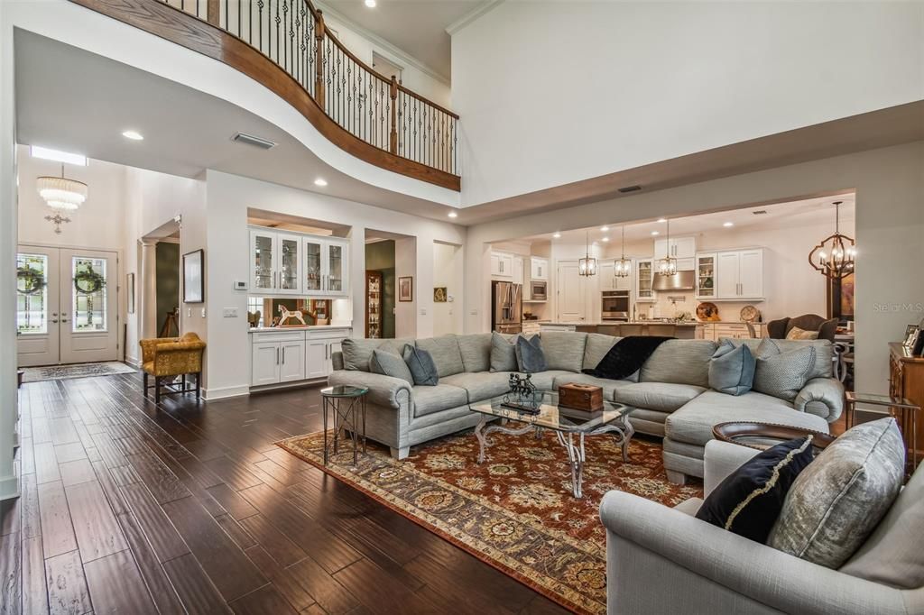 Recently Sold: $1,650,000 (5 beds, 3 baths, 4519 Square Feet)
