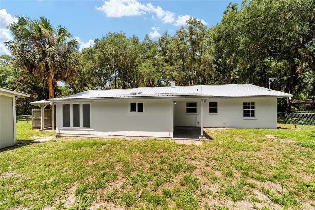 Recently Sold: $219,900 (3 beds, 2 baths, 1420 Square Feet)