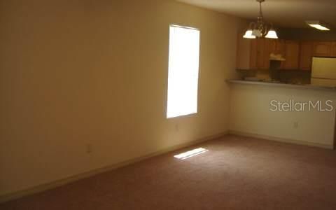 Recently Rented: $875 (3 beds, 2 baths, 1150 Square Feet)