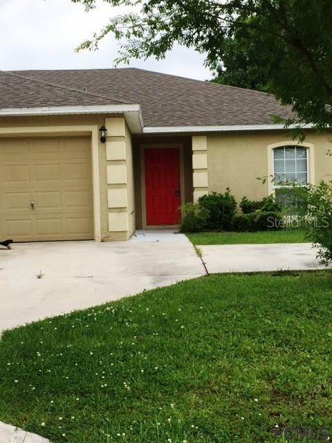 Recently Rented: $1,150 (3 beds, 2 baths, 1242 Square Feet)