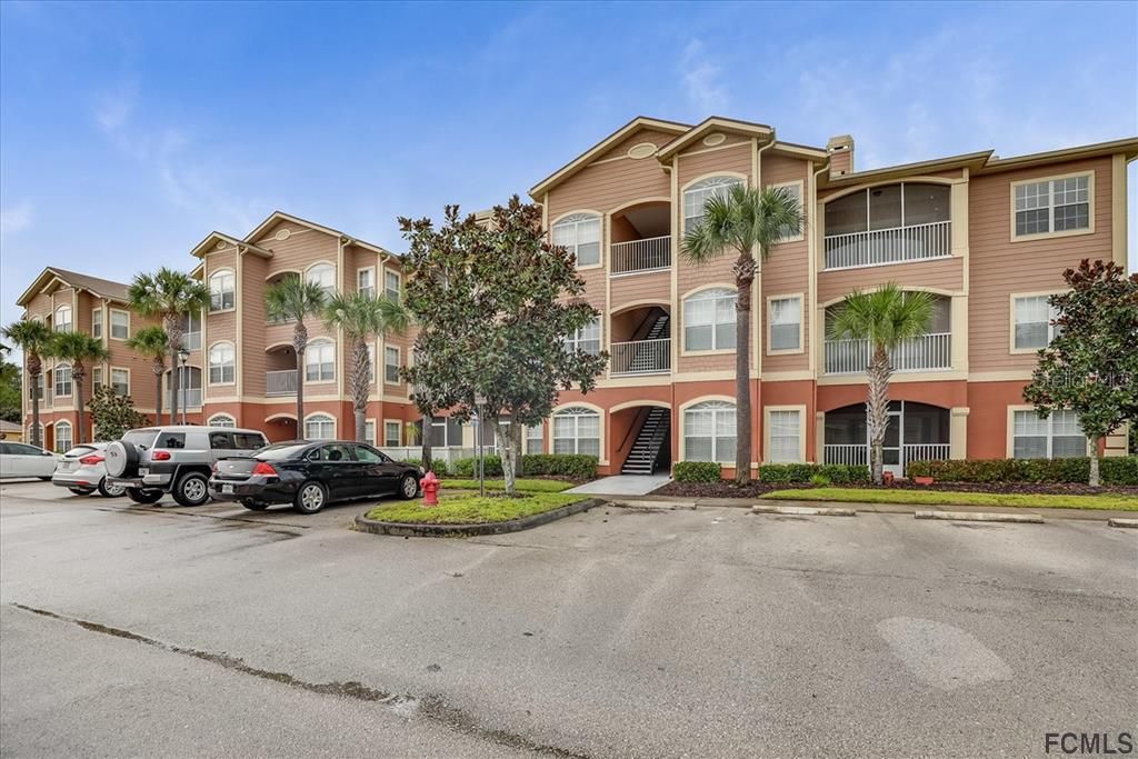 Recently Sold: $99,000 (1 beds, 1 baths, 724 Square Feet)