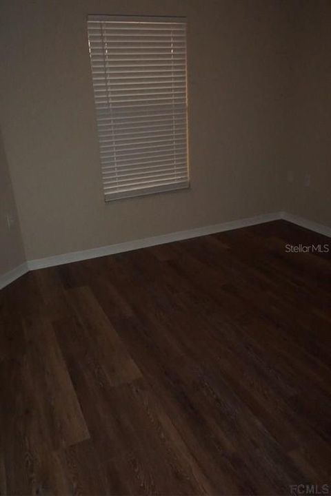 Recently Rented: $1,050 (2 beds, 2 baths, 951 Square Feet)