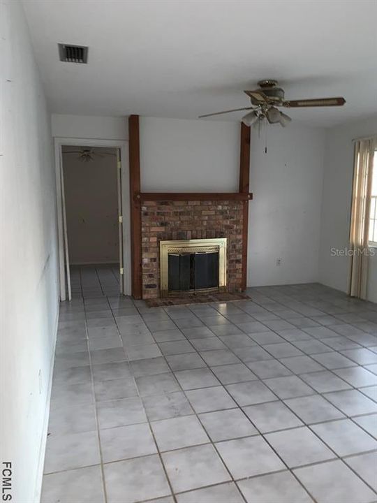 Recently Sold: $78,000 (2 beds, 2 baths, 1350 Square Feet)