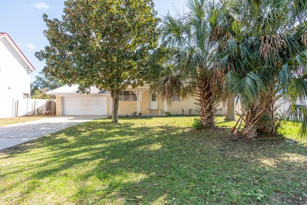 Recently Sold: $340,000 (3 beds, 2 baths, 1584 Square Feet)