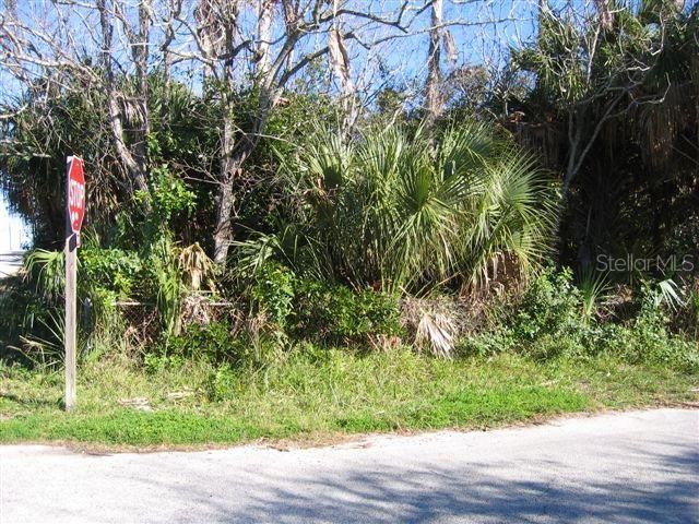 Recently Sold: $110,000 (0.22 acres)