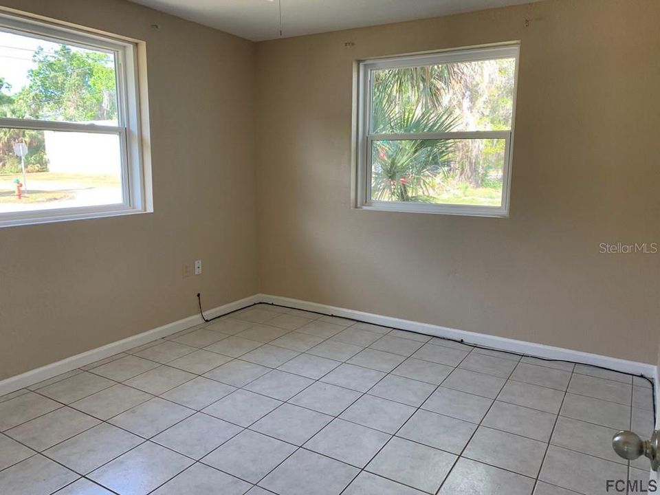 Recently Rented: $1,050 (2 beds, 2 baths, 1277 Square Feet)