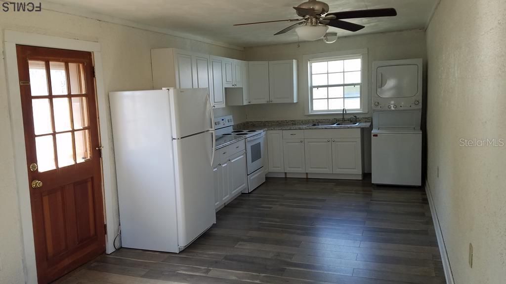 Recently Rented: $1,000 (1 beds, 1 baths, 660 Square Feet)