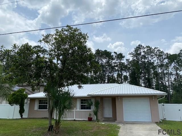 Recently Sold: $214,900 (3 beds, 2 baths, 1128 Square Feet)