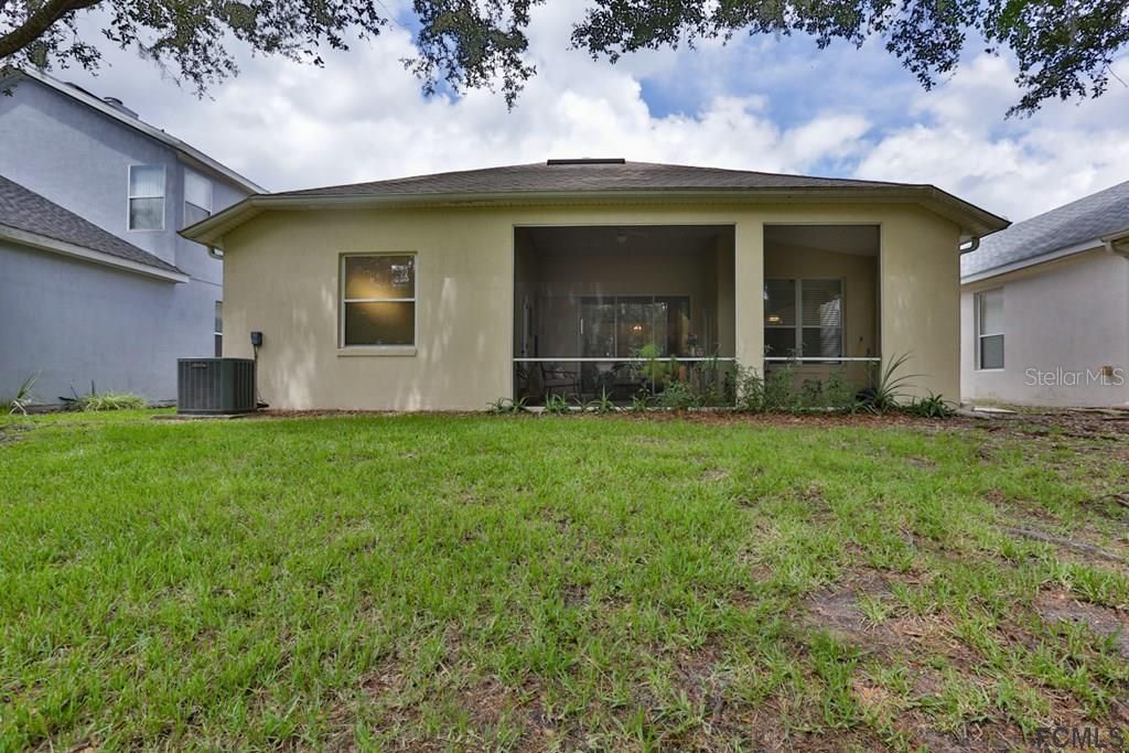 Recently Sold: $229,000 (3 beds, 2 baths, 1640 Square Feet)
