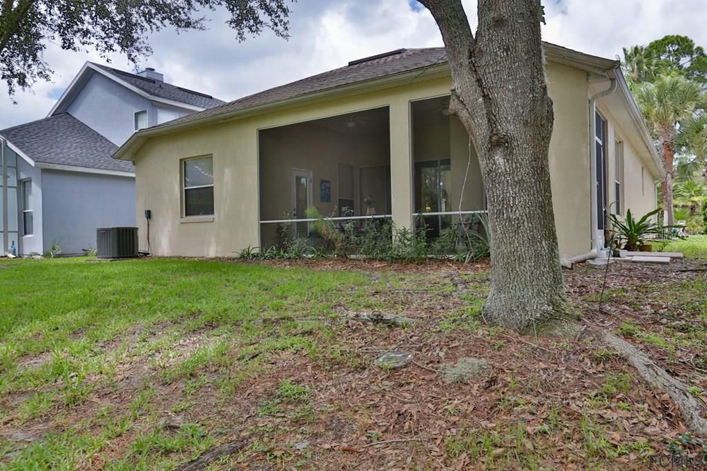 Recently Sold: $229,000 (3 beds, 2 baths, 1640 Square Feet)