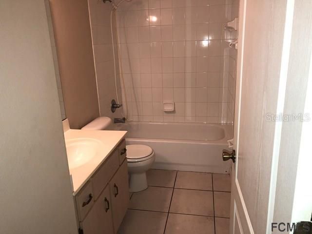 Recently Rented: $1,100 (2 beds, 2 baths, 1014 Square Feet)