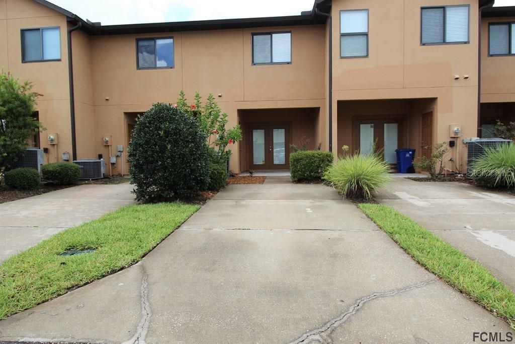 Recently Sold: $139,900 (2 beds, 2 baths, 1155 Square Feet)