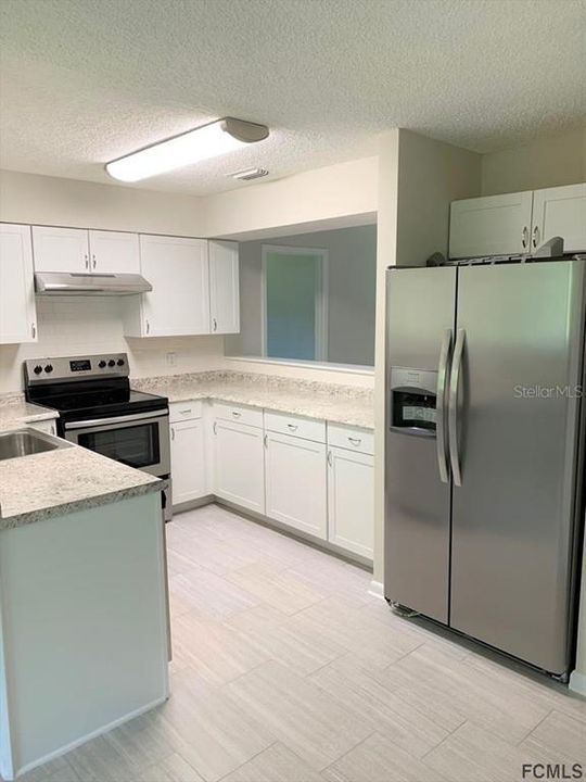 Recently Rented: $1,350 (3 beds, 2 baths, 1497 Square Feet)