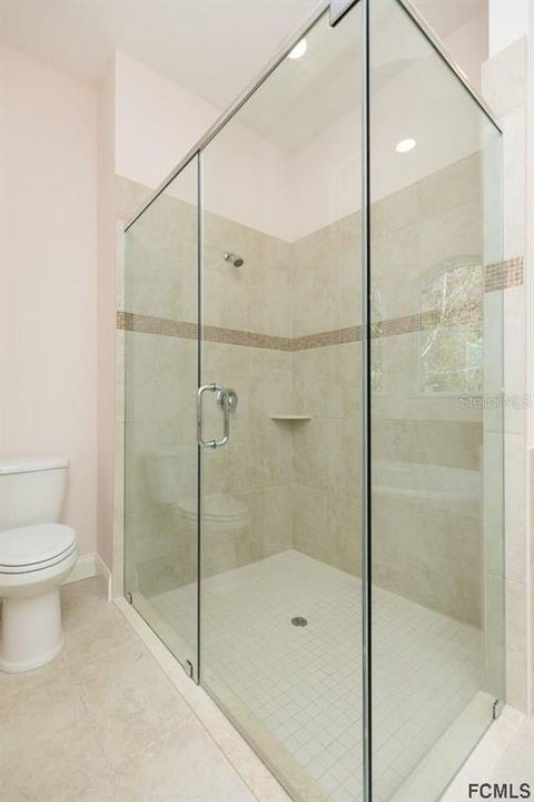 最近租的: $2,000 (3 贝兹, 2 浴室, 1911 平方英尺)
