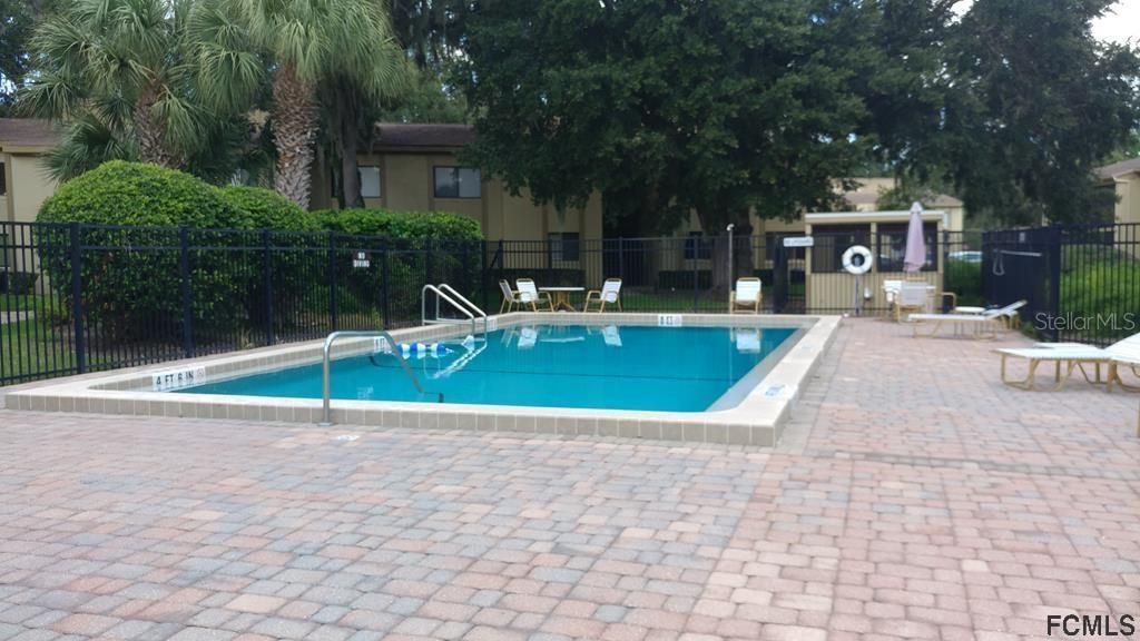 Recently Sold: $109,900 (2 beds, 2 baths, 1006 Square Feet)