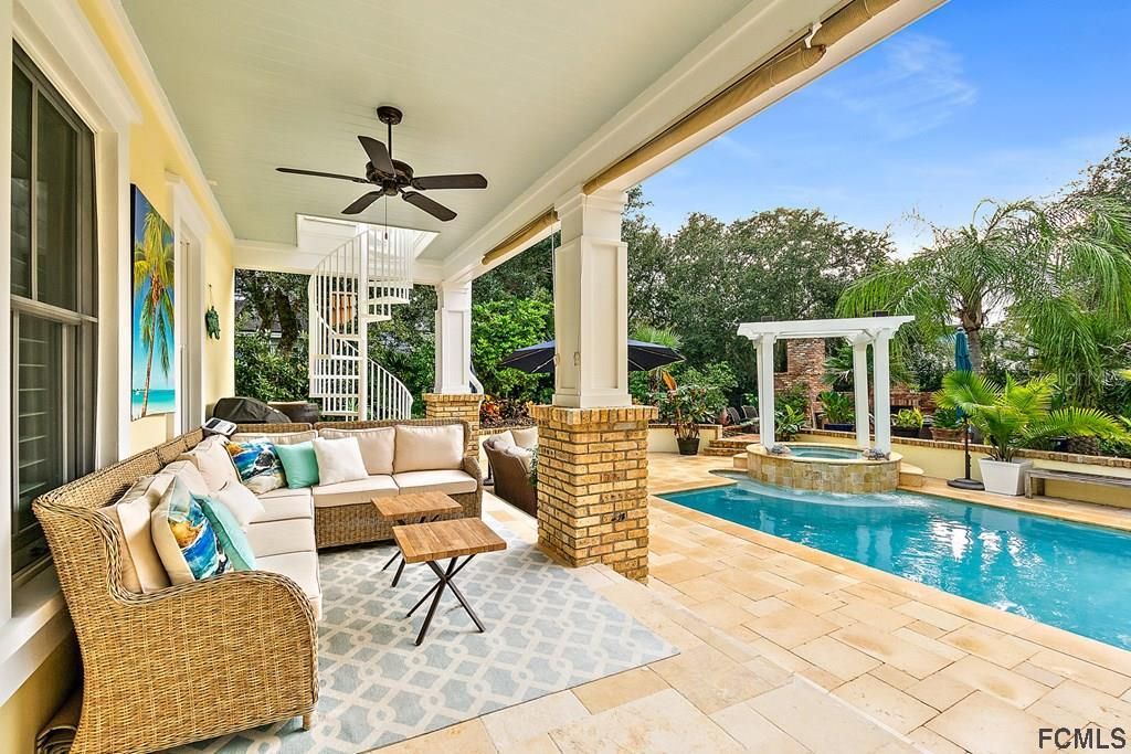 Recently Sold: $1,800,000 (4 beds, 4 baths, 4522 Square Feet)