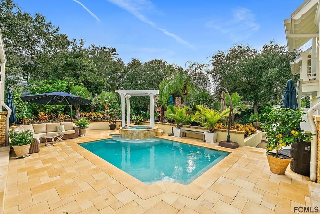 Recently Sold: $1,800,000 (4 beds, 4 baths, 4522 Square Feet)