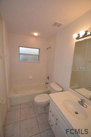 Recently Rented: $1,525 (3 beds, 2 baths, 1724 Square Feet)