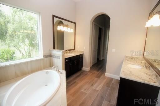 Недавно арендовано: $5,495 (3 спален, 3 ванн, 3036 Квадратных фут)