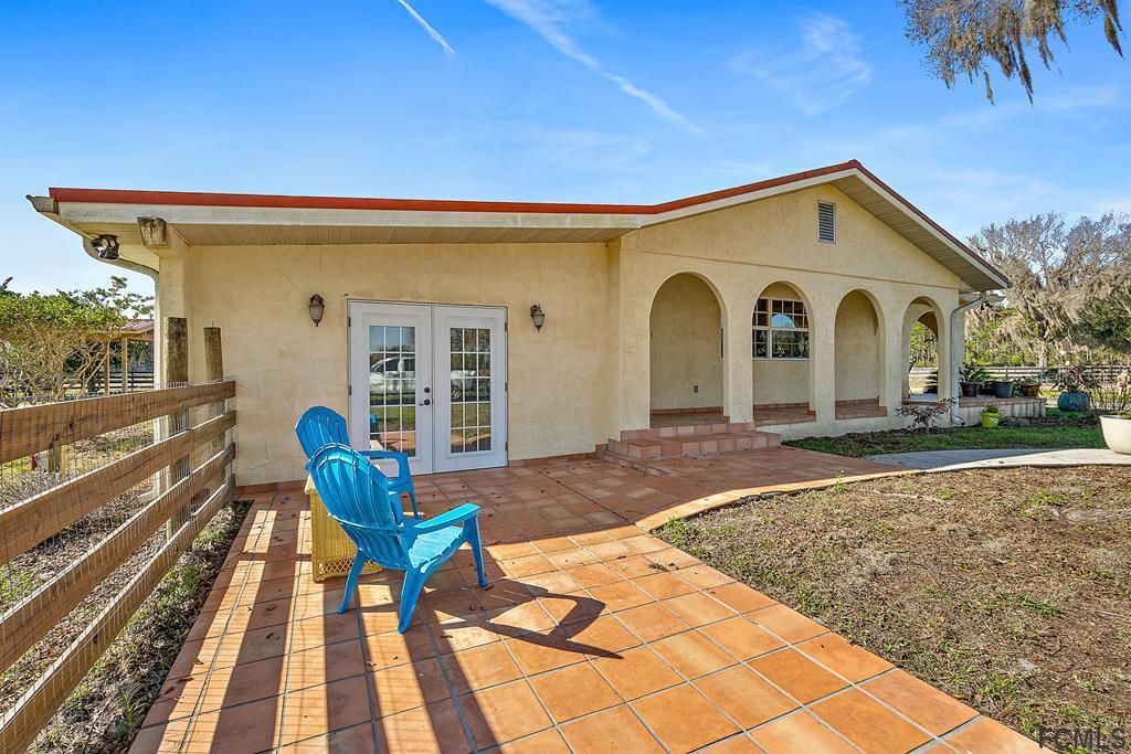 Recently Sold: $449,000 (3 beds, 2 baths, 2674 Square Feet)