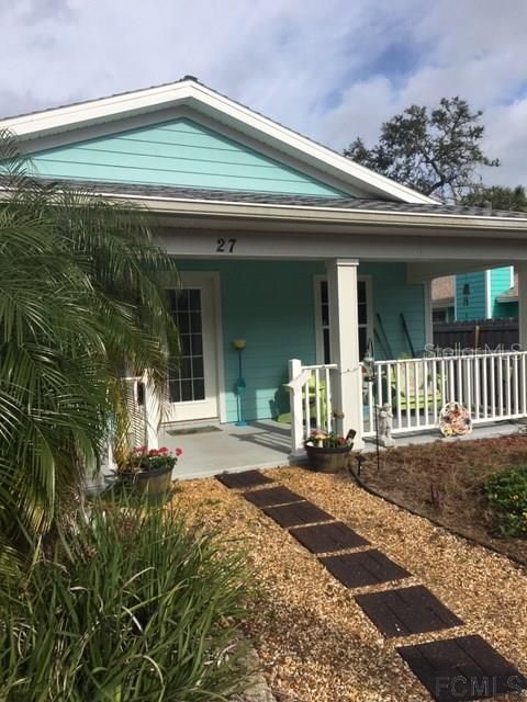 Recently Sold: $359,000 (3 beds, 2 baths, 1446 Square Feet)