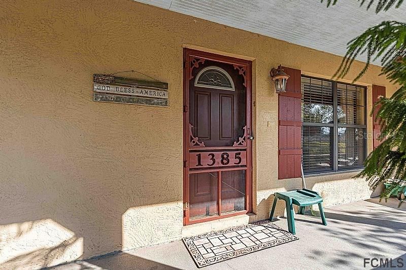 Recently Sold: $325,000 (3 beds, 2 baths, 1488 Square Feet)