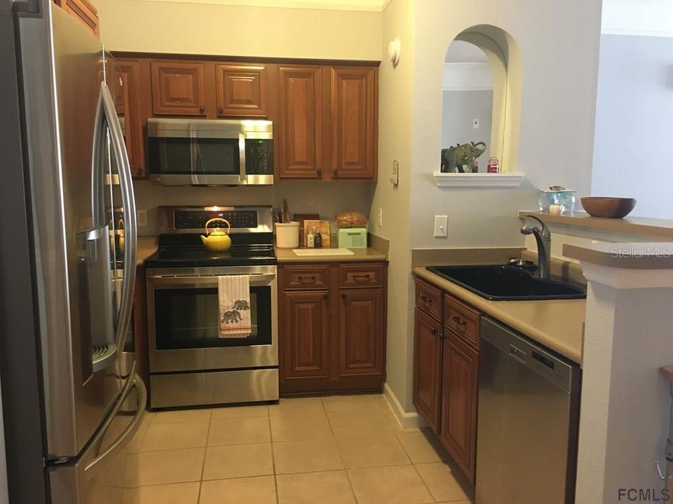 Vendido Recientemente: $137,000 (1 camas, 1 baños, 920 Pies cuadrados)