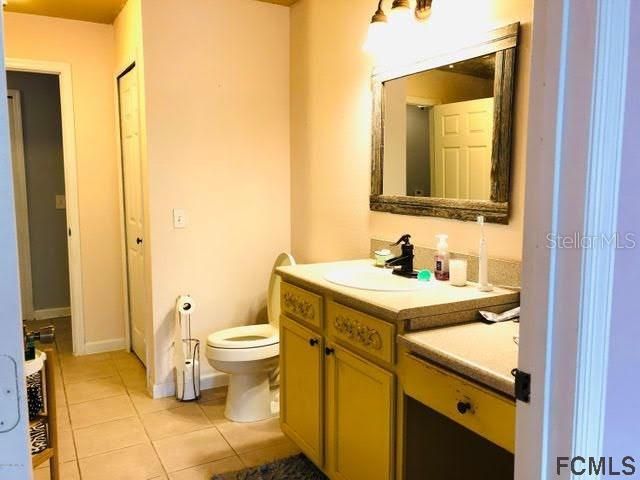 Recently Sold: $137,000 (1 beds, 1 baths, 920 Square Feet)