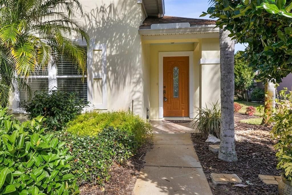Recently Sold: $320,000 (3 beds, 2 baths, 1925 Square Feet)