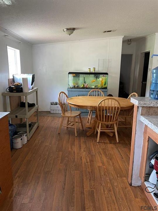 Vendido Recientemente: $199,900 (3 camas, 2 baños, 1388 Pies cuadrados)