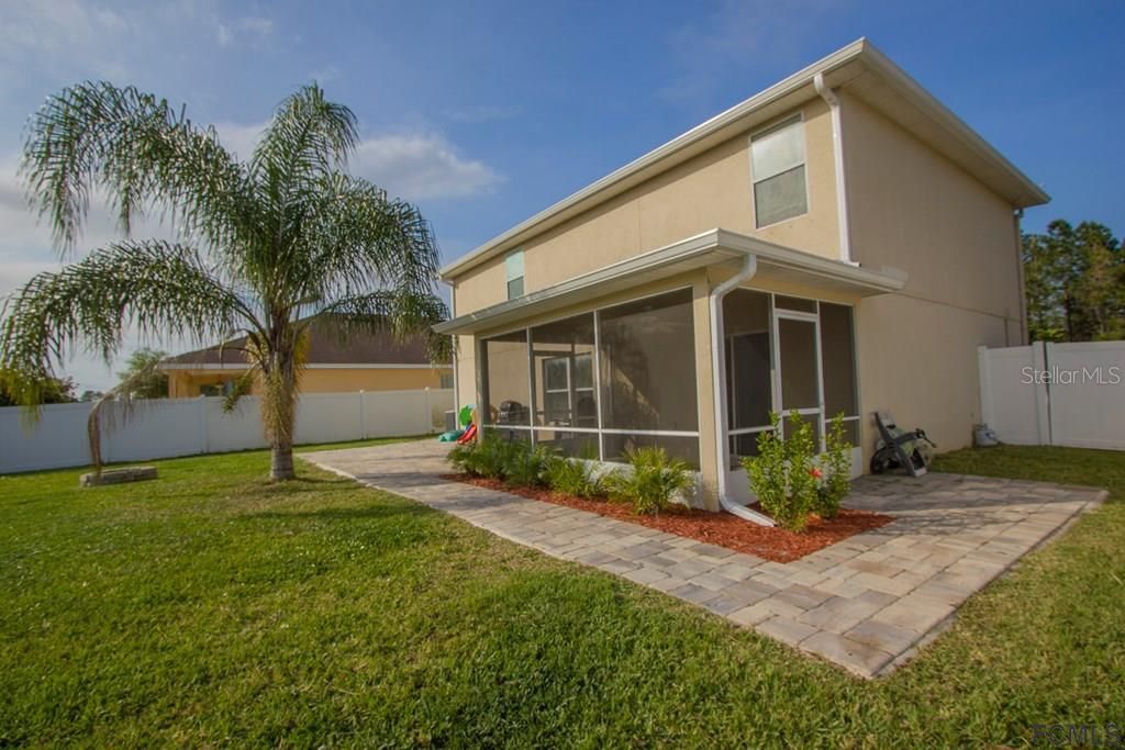 Recently Sold: $292,500 (3 beds, 2 baths, 2207 Square Feet)
