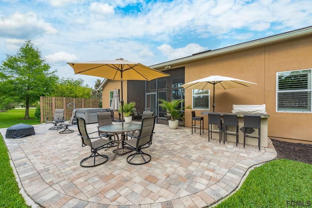 Recently Sold: $499,900 (4 beds, 2 baths, 2202 Square Feet)