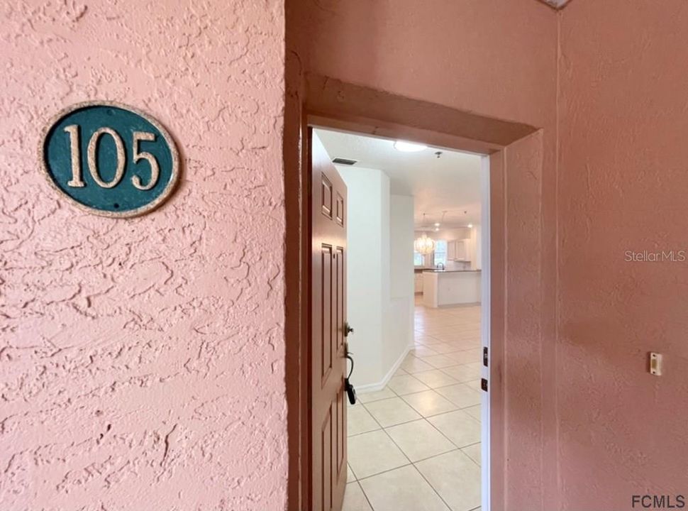 Recently Sold: $410,000 (3 beds, 2 baths, 1368 Square Feet)