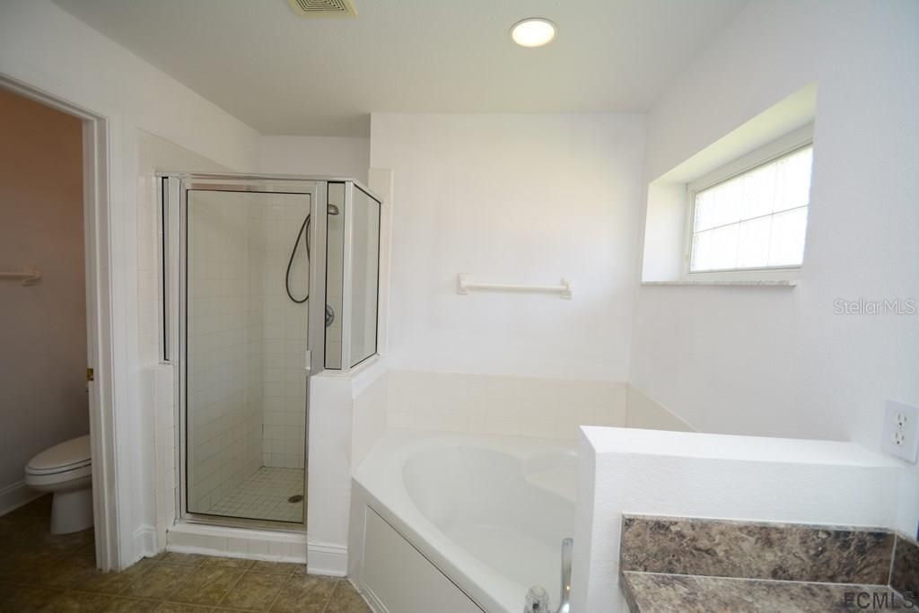 最近租的: $1,650 (3 贝兹, 2 浴室, 1648 平方英尺)