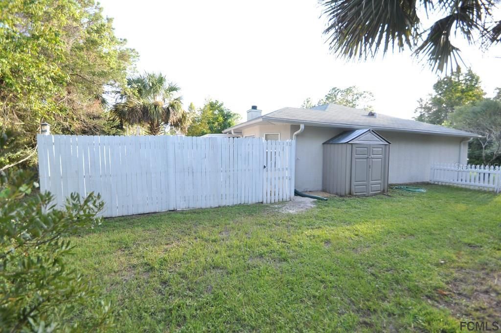 Recently Rented: $1,550 (3 beds, 2 baths, 1357 Square Feet)