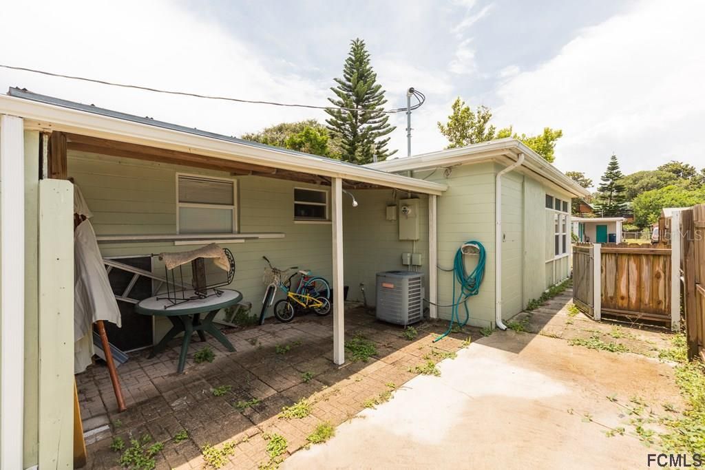 Recently Sold: $225,000 (2 beds, 1 baths, 850 Square Feet)