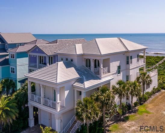 Recently Sold: $2,600,000 (5 beds, 4 baths, 4884 Square Feet)