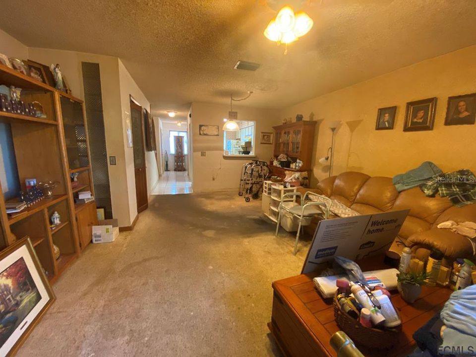 Recently Sold: $130,000 (2 beds, 1 baths, 1078 Square Feet)