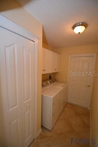 Recently Rented: $2,800 (3 beds, 2 baths, 1711 Square Feet)