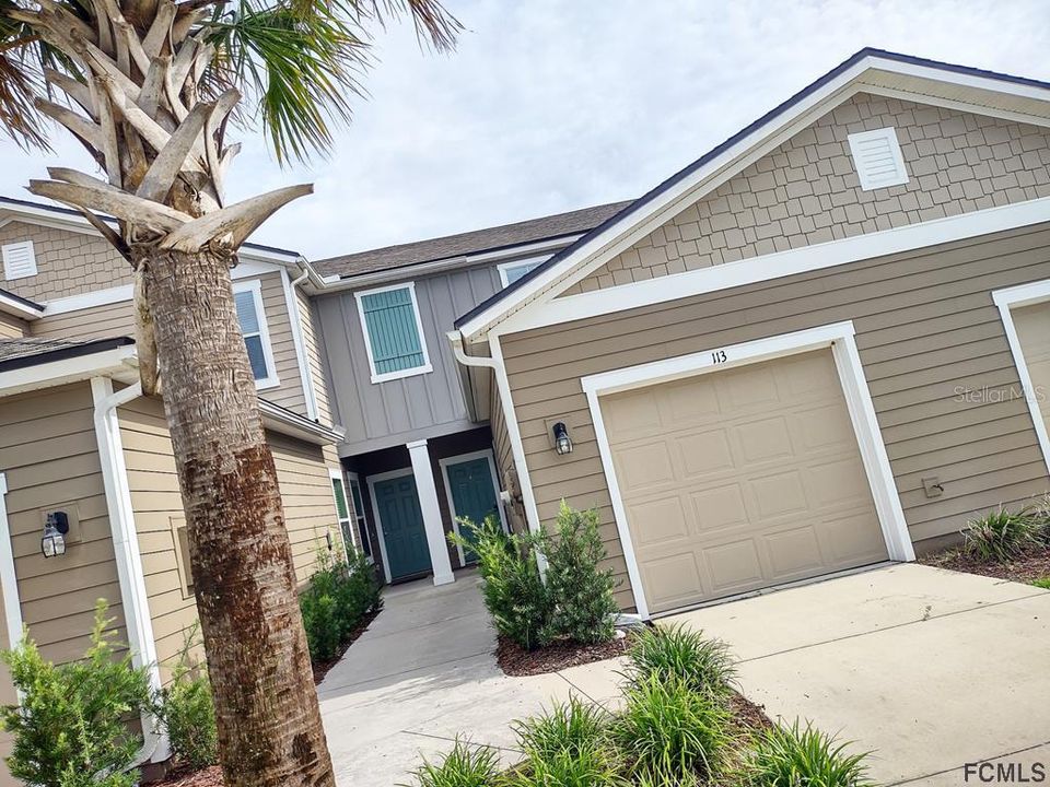 Recently Sold: $249,000 (2 beds, 2 baths, 1211 Square Feet)