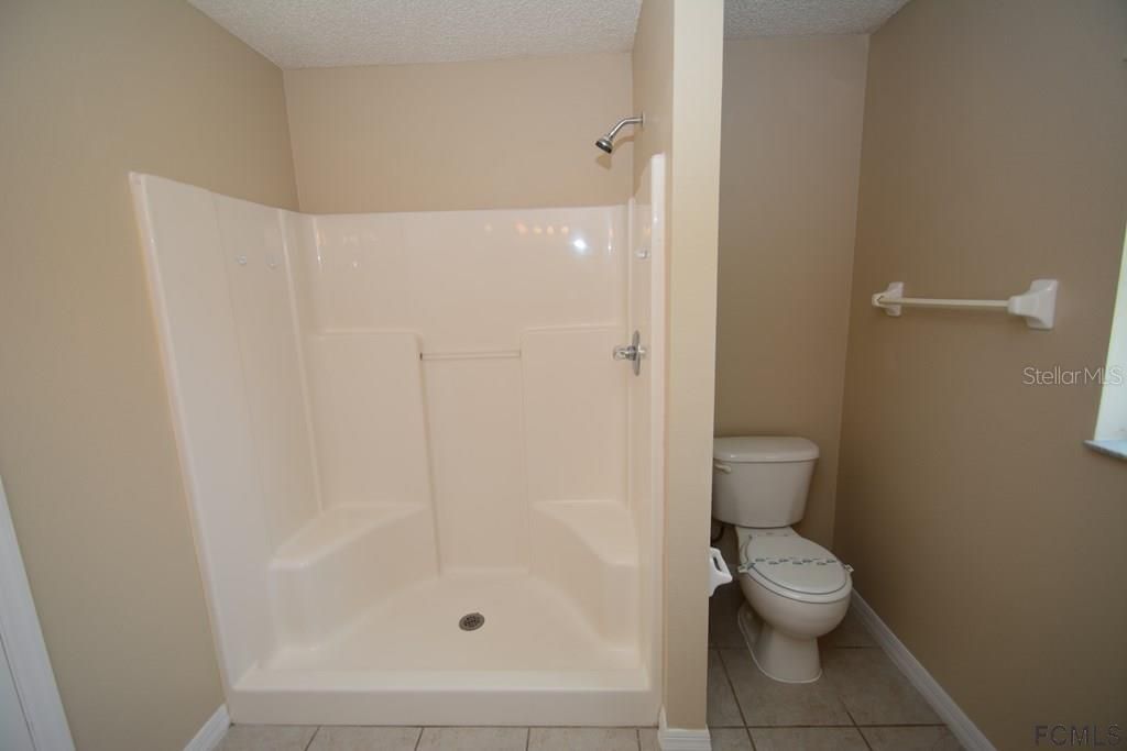 最近租的: $1,700 (3 贝兹, 2 浴室, 1326 平方英尺)