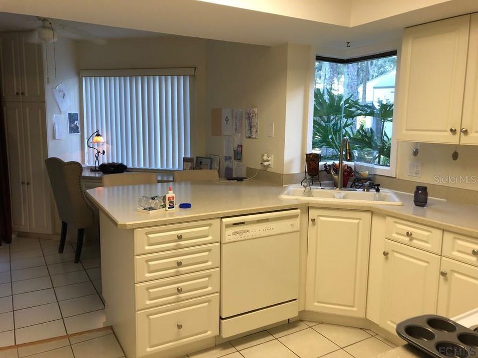 Recently Sold: $176,000 (2 beds, 2 baths, 1100 Square Feet)