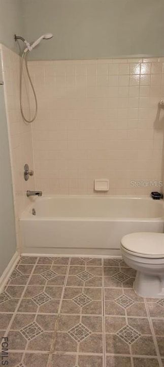 Recently Rented: $1,600 (2 beds, 2 baths, 1185 Square Feet)
