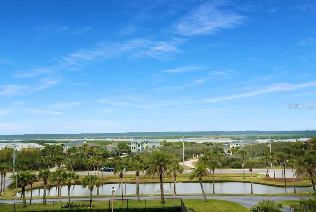 Recently Sold: $1,050,000 (3 beds, 2 baths, 1554 Square Feet)